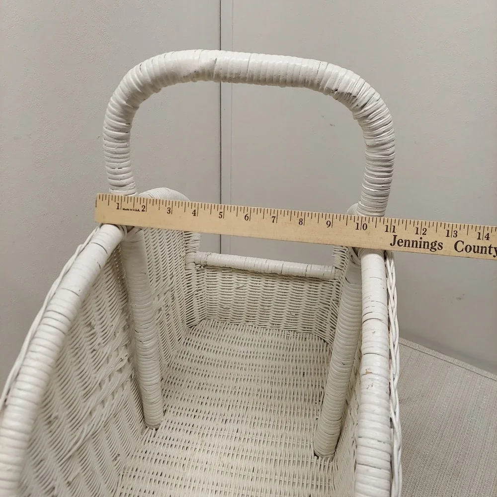 N/A vintage white